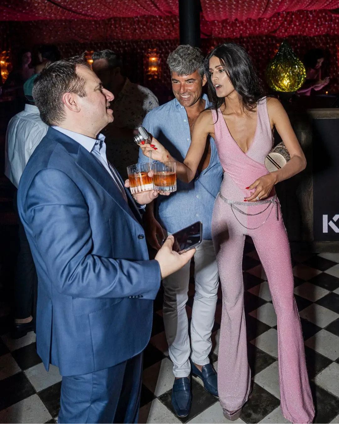 chicago club dress code What Is The Dress Code for Chicago Bars